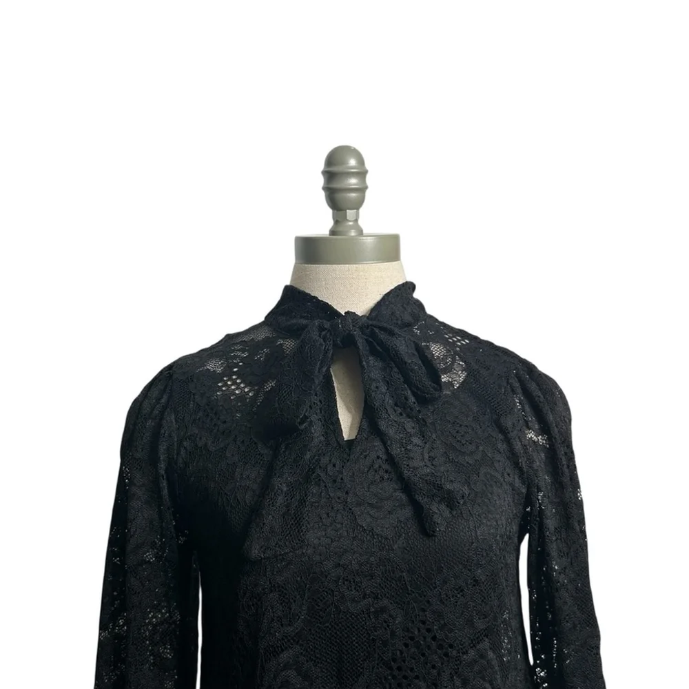 Cable & Gauge Black Lace Tie Neck Long Sleeve Blouse Women’s Size Small - Picture 5 of 11
